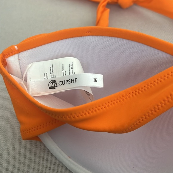 CUPSHE Halter Push Up Bikini Top with Underwire, Size M New w/o Tag - Picture 8 of 9